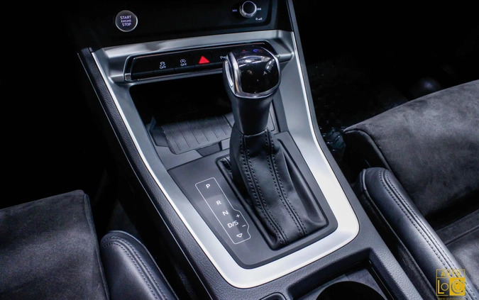 Audi Q3 cena 134444 przebieg: 43000, rok produkcji 2019 z Urzędów małe 781